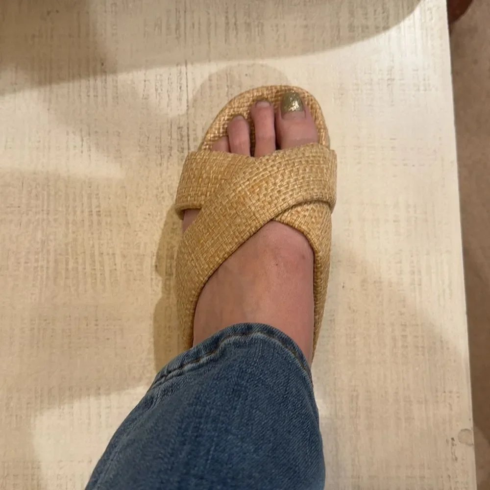 Beach by Matisse Hali Platform Sandals Size 9